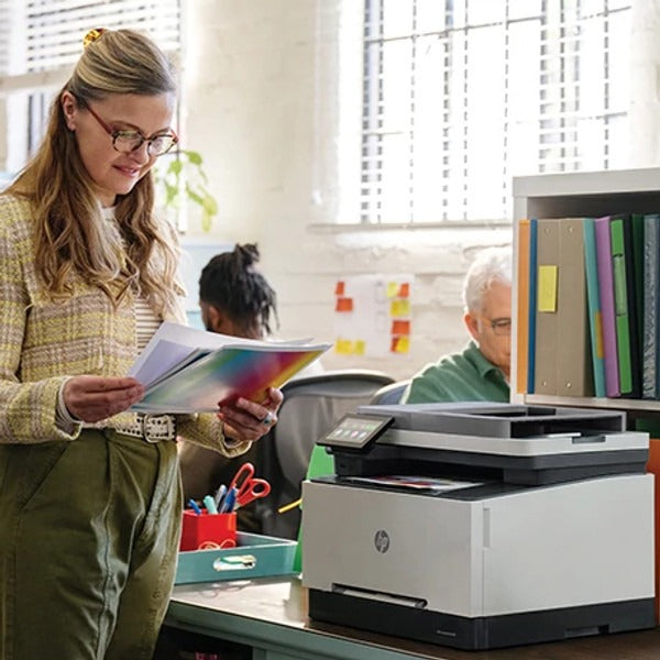 HP Color LaserJet Pro 3303fdn – Imprimante multifonction ADF couleur